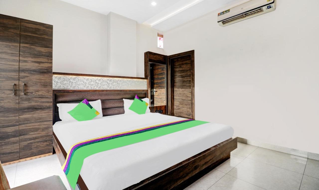 Itsy Hotels Anjali Mahal 500, Mtrs From Mathura Railway Station 외부 사진
