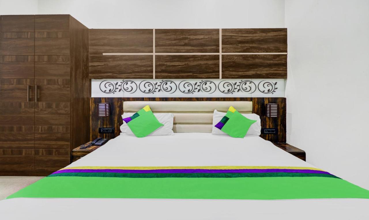 Itsy Hotels Anjali Mahal 500, Mtrs From Mathura Railway Station 외부 사진