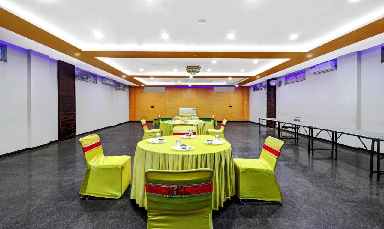 Itsy Hotels Anjali Mahal 500, Mtrs From Mathura Railway Station 외부 사진