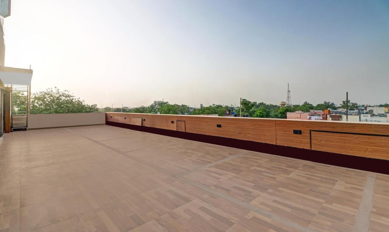 Itsy Hotels Anjali Mahal 500, Mtrs From Mathura Railway Station 외부 사진