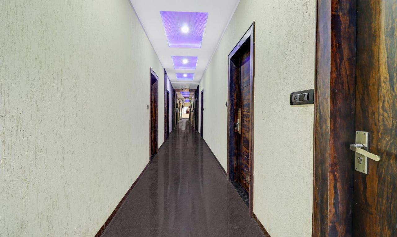 Itsy Hotels Anjali Mahal 500, Mtrs From Mathura Railway Station 외부 사진